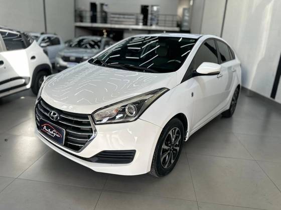 HYUNDAI HB20S 1.6 COMFORT PLUS 16V FLEX 4P AUTOMÁTICO